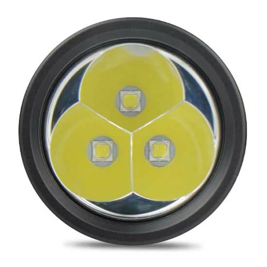 D511 LED Flashlight 7 D511 LED Flashlight - Image 7