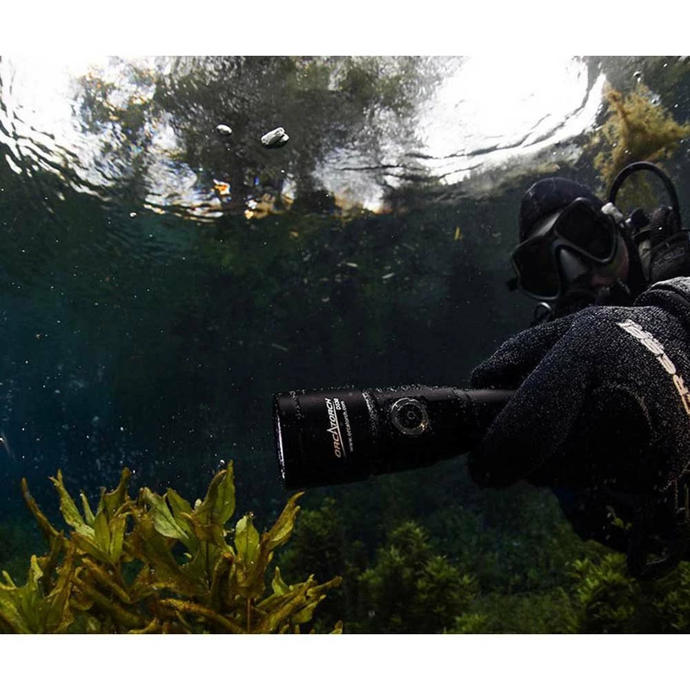 D530 LED Flashlight 11 D530 LED Flashlight - Image 11